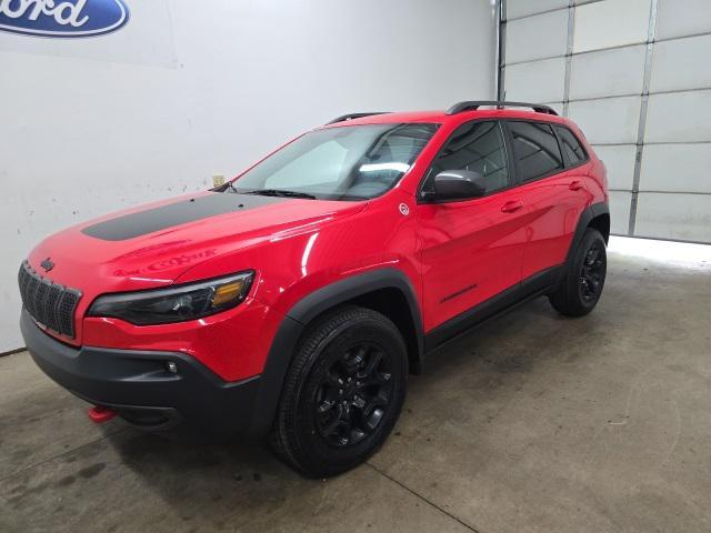 Photo of 2019 Firecracker Red Clearcoat Jeep Cherokee