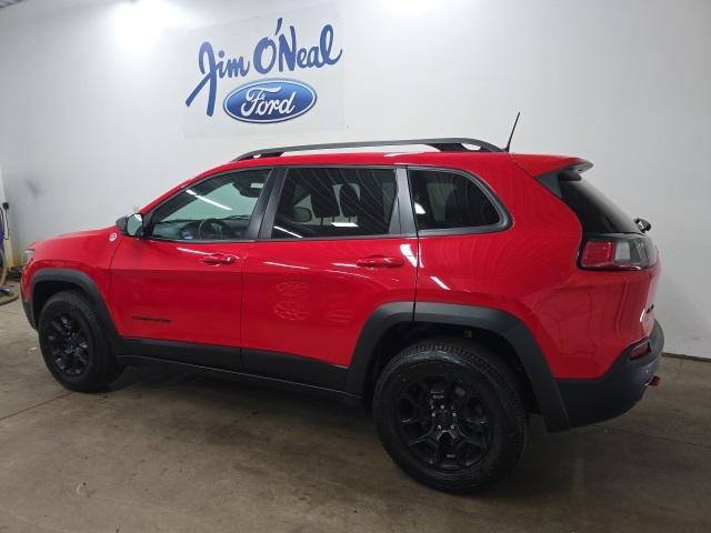 Photo of 2019 Firecracker Red Clearcoat Jeep Cherokee