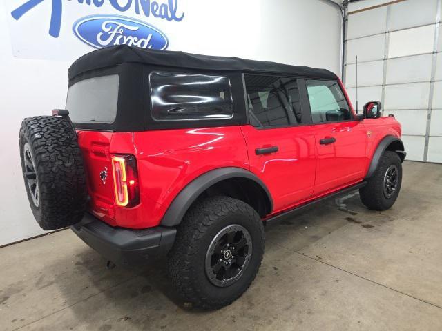 Photo of 2022 Race Red Ford Bronco