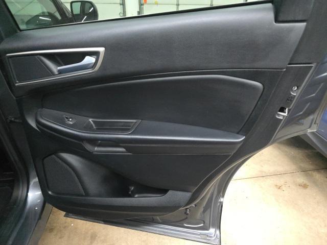 Photo of 2022 Carbonized Gray Metallic Ford Edge
