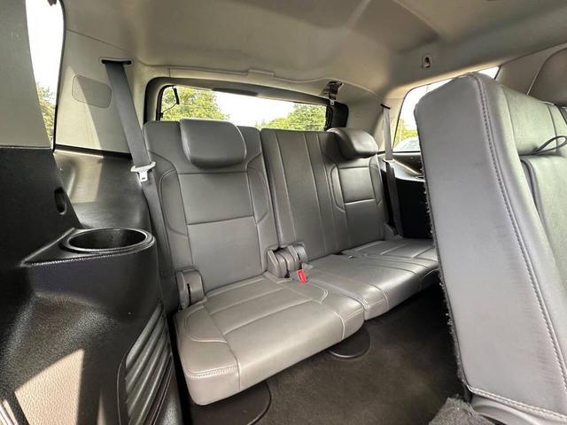 Photo of 2018 Summit White Chevrolet Tahoe