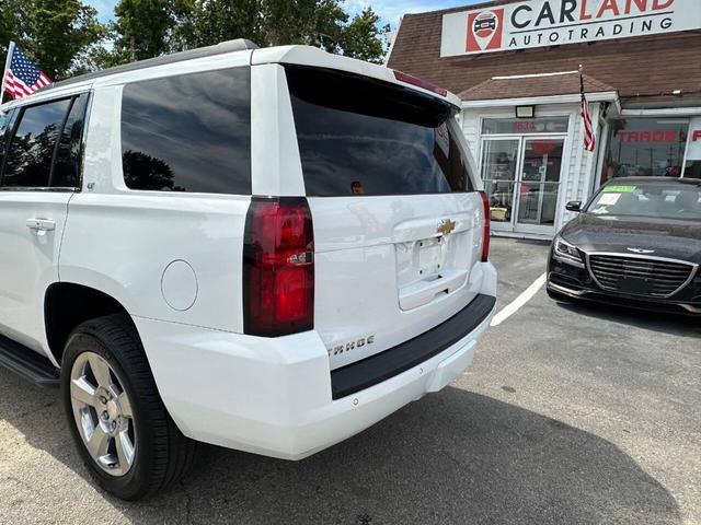 Photo of 2018 Summit White Chevrolet Tahoe