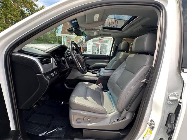 Photo of 2018 Summit White Chevrolet Tahoe