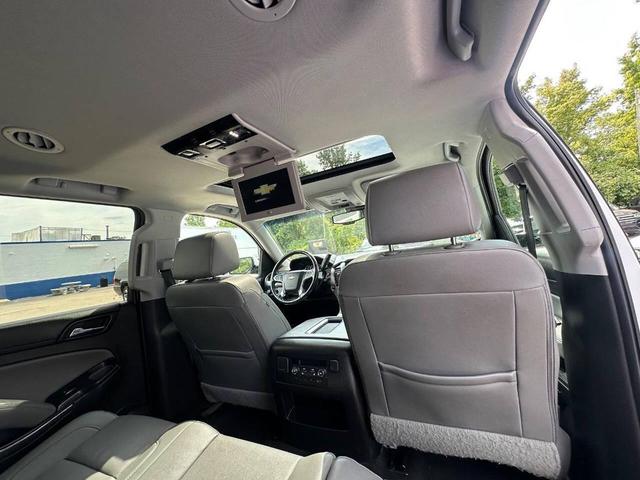 Photo of 2018 Summit White Chevrolet Tahoe