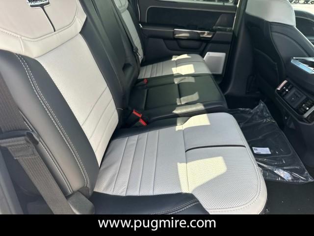 Photo of 2025 Star White Ford F-150 Lightning