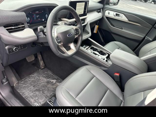 Photo of 2025 Agate Black Ford Explorer