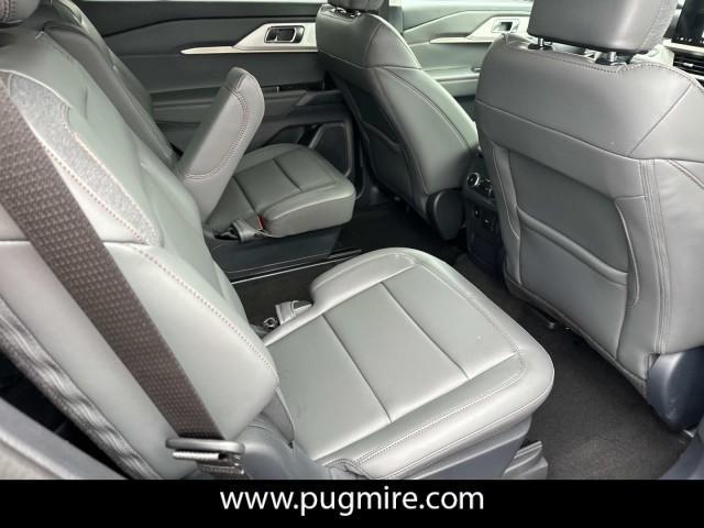 Photo of 2025 Agate Black Ford Explorer