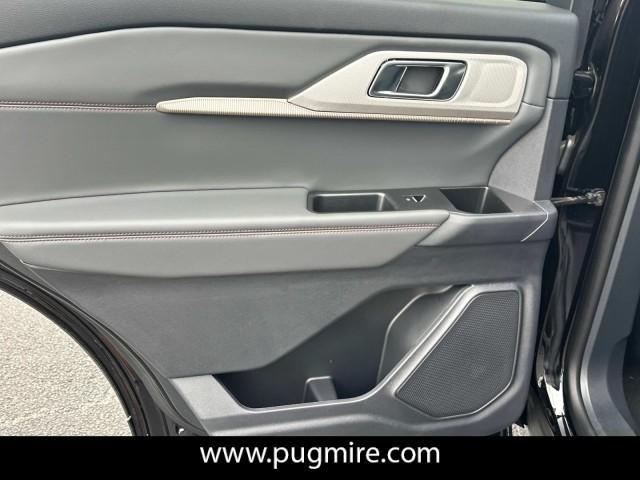 Photo of 2025 Agate Black Ford Explorer