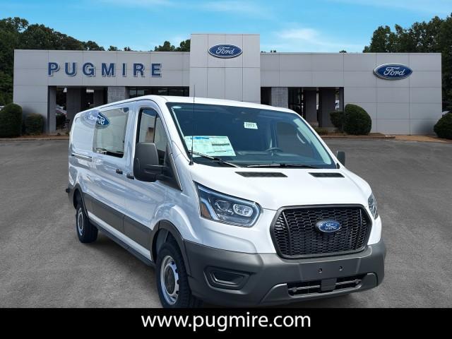Photo of 2025 Oxford White Ford Transit-250