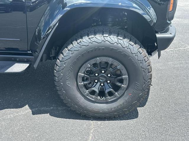 Photo of 2025 Shadow Black Ford Bronco