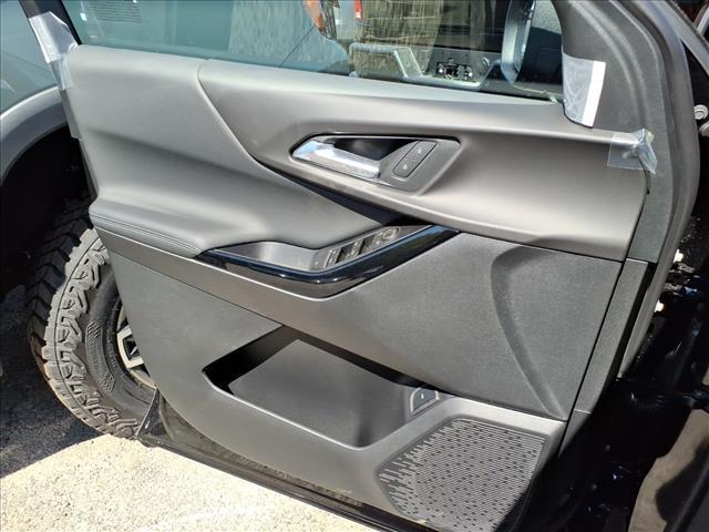 Photo of 2026 Mosaic Black Metallic Chevrolet Equinox