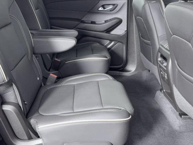 Photo of 2023 Radiant Red Tintcoat Chevrolet Traverse