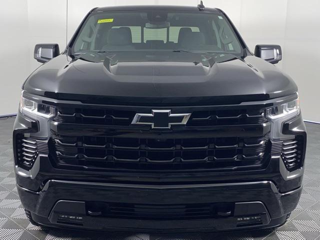 Photo of 2022 Black Chevrolet Silverado 1500