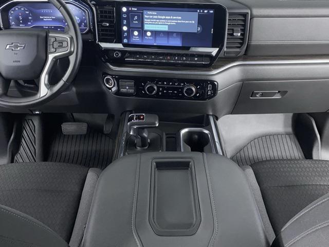 Photo of 2022 Black Chevrolet Silverado 1500