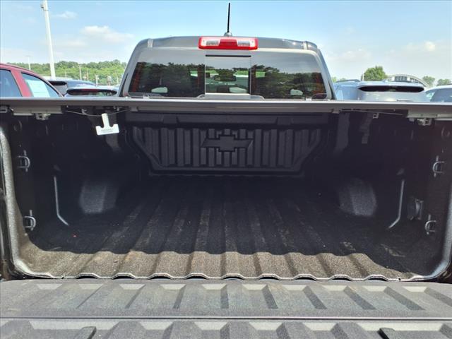 Photo of 2025 Black Chevrolet Colorado