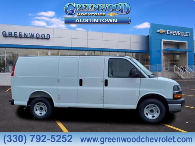 Photo of 2025 Summit White Chevrolet Express 2500