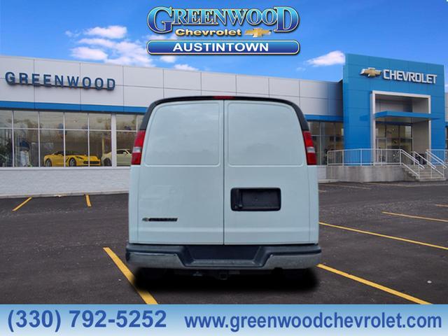 Photo of 2025 Summit White Chevrolet Express 2500