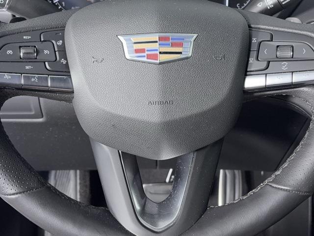 Photo of 2022 Crystal White Tricoat Cadillac XT4