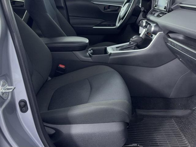 Photo of 2022 Silver Sky Metallic Toyota RAV4