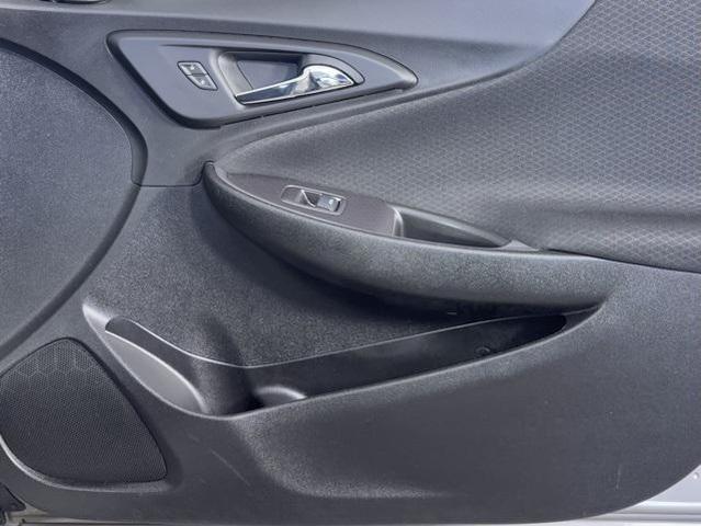 Photo of 2022 Mineral Gray Metallic Chevrolet Malibu