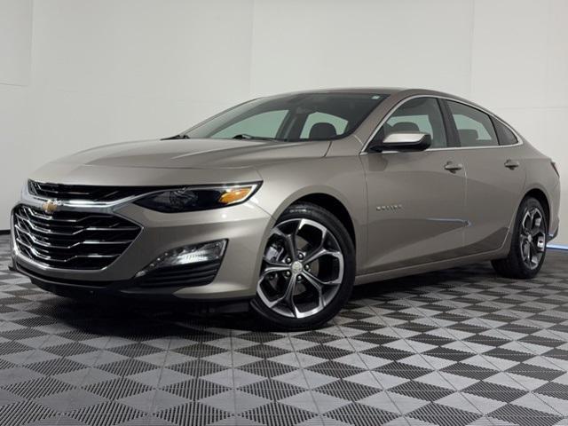 Photo of 2022 Mineral Gray Metallic Chevrolet Malibu