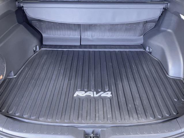 Photo of 2024 Magnetic Gray Metallic Toyota RAV4