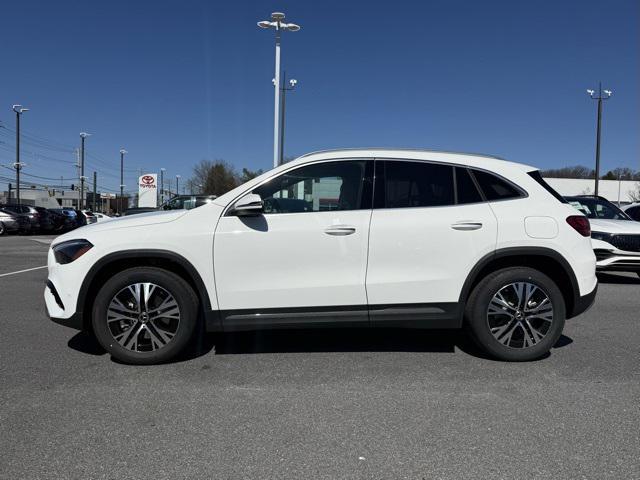 Photo of 2025 Polar White Mercedes-Benz GLA 250