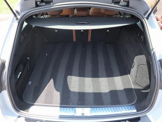 Photo of 2025 MANUFAKTUR Alpine Gray Mercedes-Benz E-Class