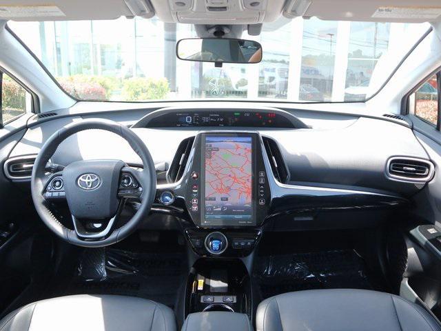 Photo of 2021 Classic Silver Metallic Toyota Prius Prime