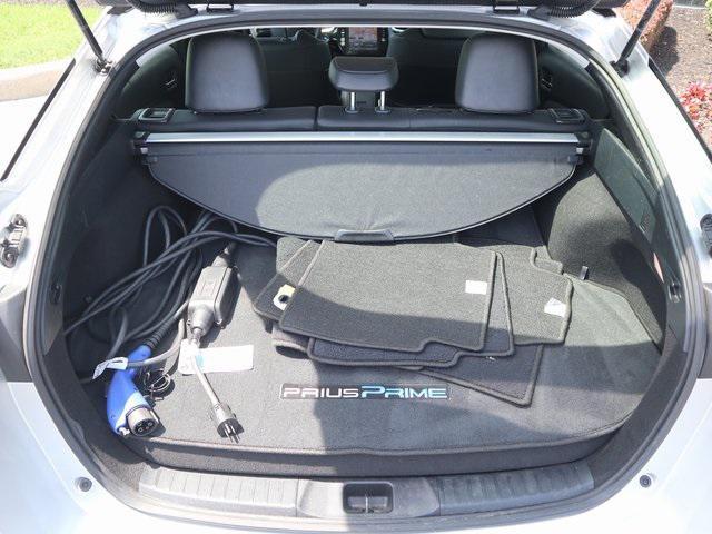 Photo of 2021 Classic Silver Metallic Toyota Prius Prime