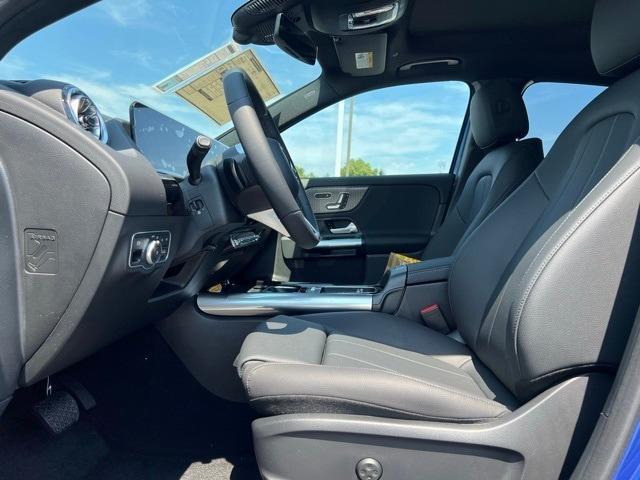 Photo of 2025 Blue Mercedes-Benz GLA 250