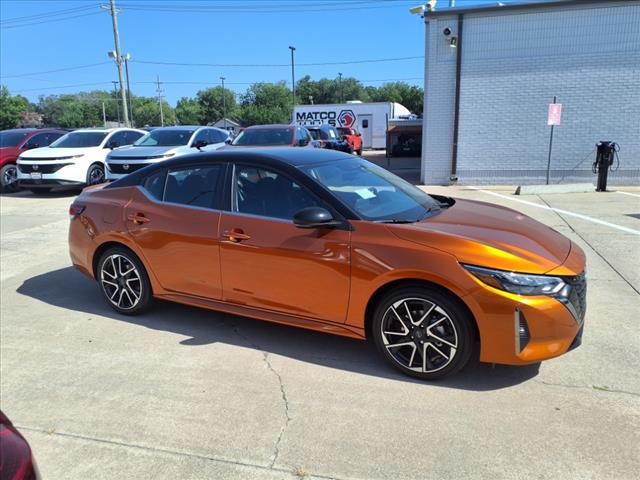 Photo of 2025 Monarch Orange Metallic/Super Black Nissan Sentra