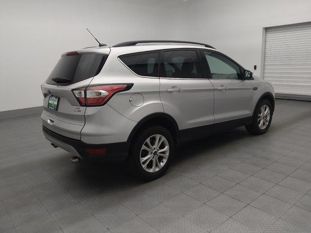 Photo of 2018 White Gold Metallic Ford Escape