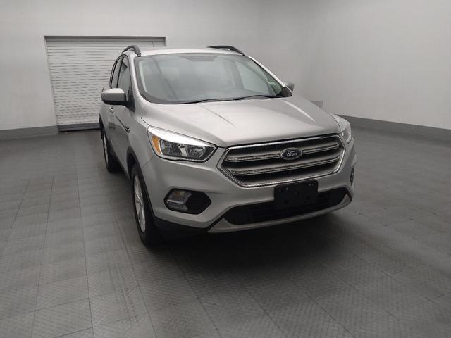 Photo of 2018 White Gold Metallic Ford Escape