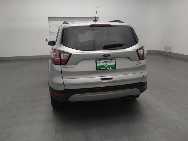 Photo of 2018 White Gold Metallic Ford Escape