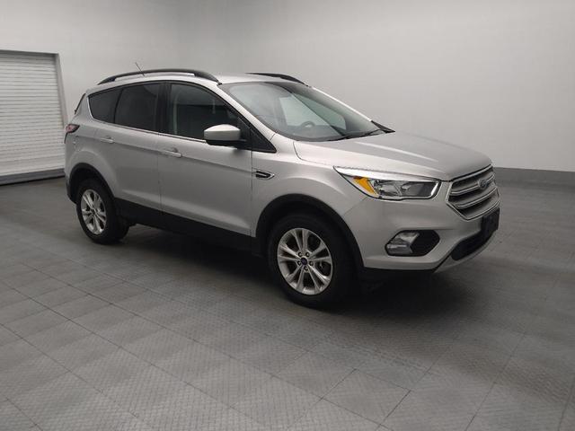 Photo of 2018 White Gold Metallic Ford Escape