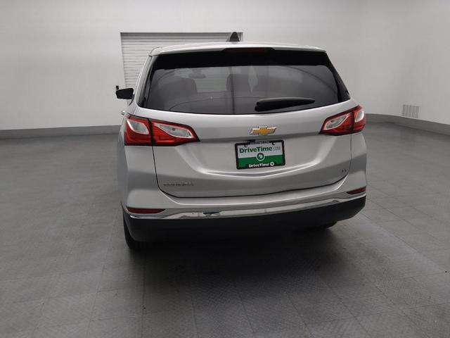 Photo of 2020 Silver Ice Metallic Chevrolet Equinox