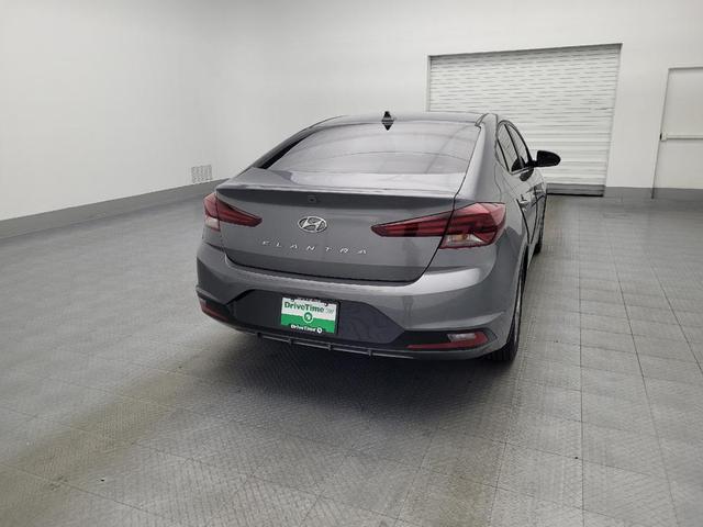 Photo of 2019 Machine Gray Hyundai ELANTRA