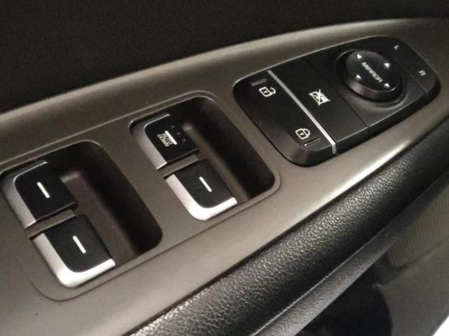 Photo of 2020 Snow White Pearl Kia Optima