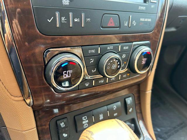 Photo of 2014 Gray Buick Enclave