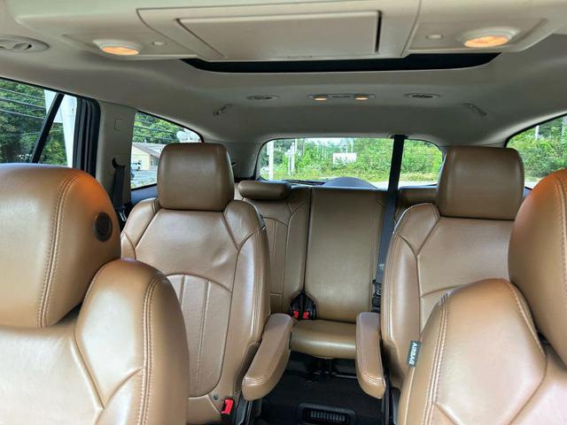 Photo of 2014 Gray Buick Enclave