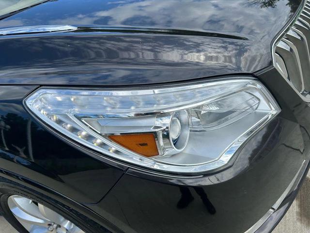 Photo of 2014 Gray Buick Enclave