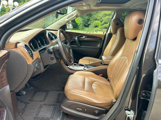 Photo of 2014 Gray Buick Enclave