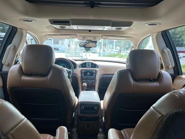 Photo of 2014 Gray Buick Enclave