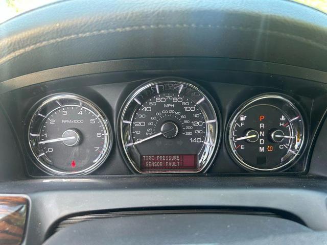 Photo of 2011 Blue Lincoln MKS