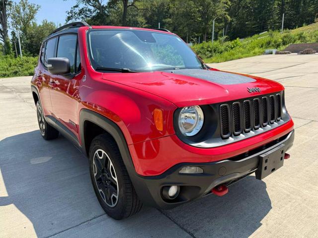 Photo of 2016 Colorado Red Jeep Renegade