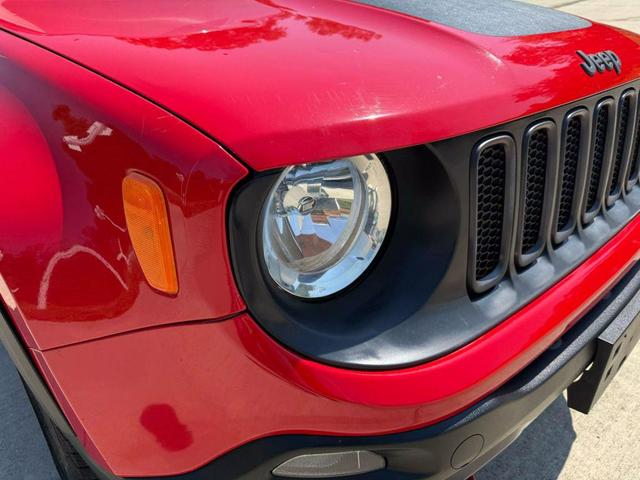 Photo of 2016 Colorado Red Jeep Renegade