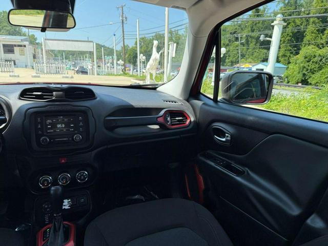 Photo of 2016 Colorado Red Jeep Renegade