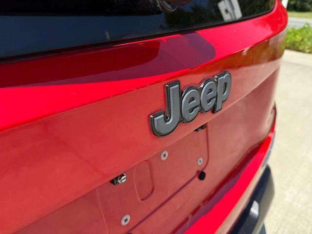 Photo of 2016 Colorado Red Jeep Renegade