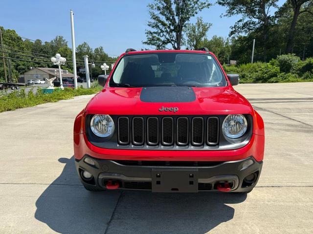 Photo of 2016 Colorado Red Jeep Renegade